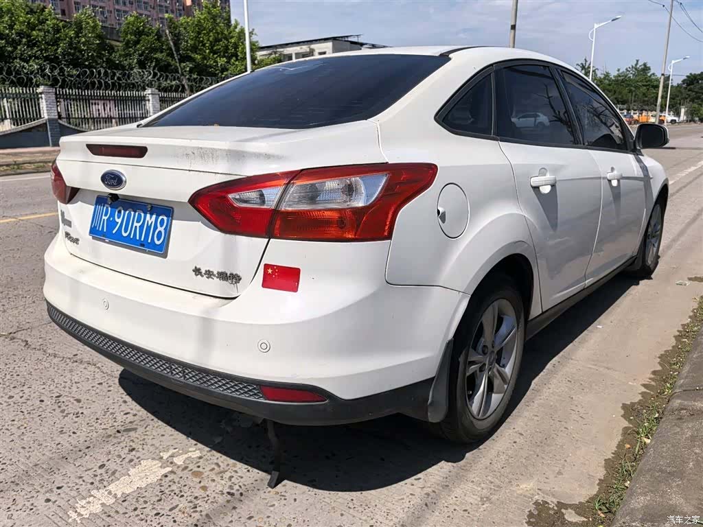 Ford Focus, 2015 3