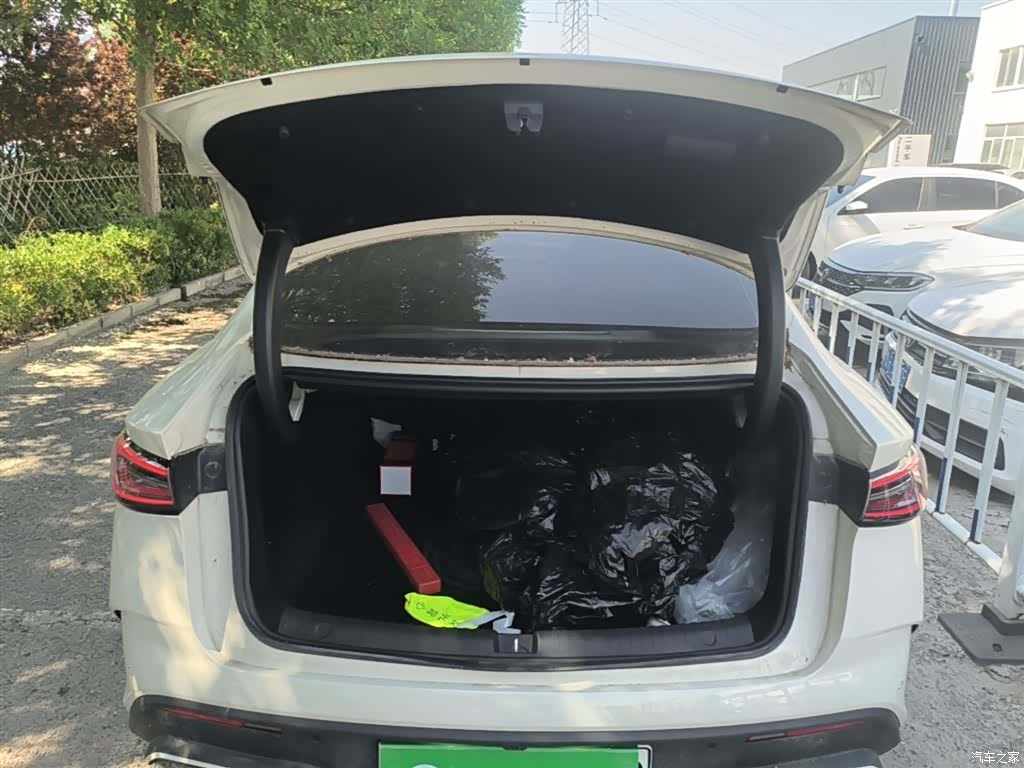 BYD Seal, 2025 19
