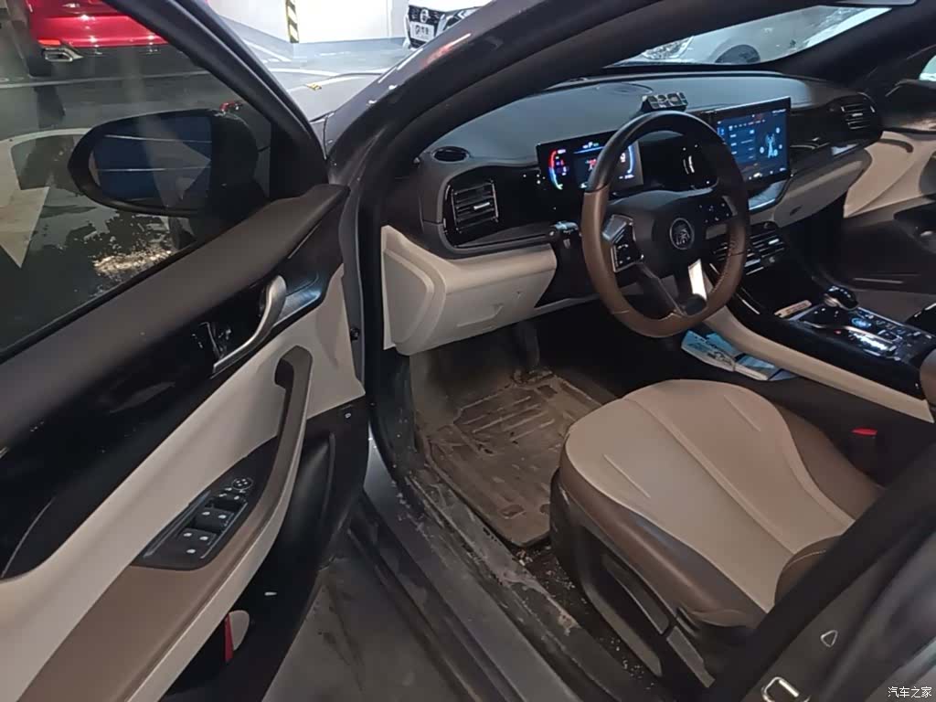 BYD Qin, 2025 16