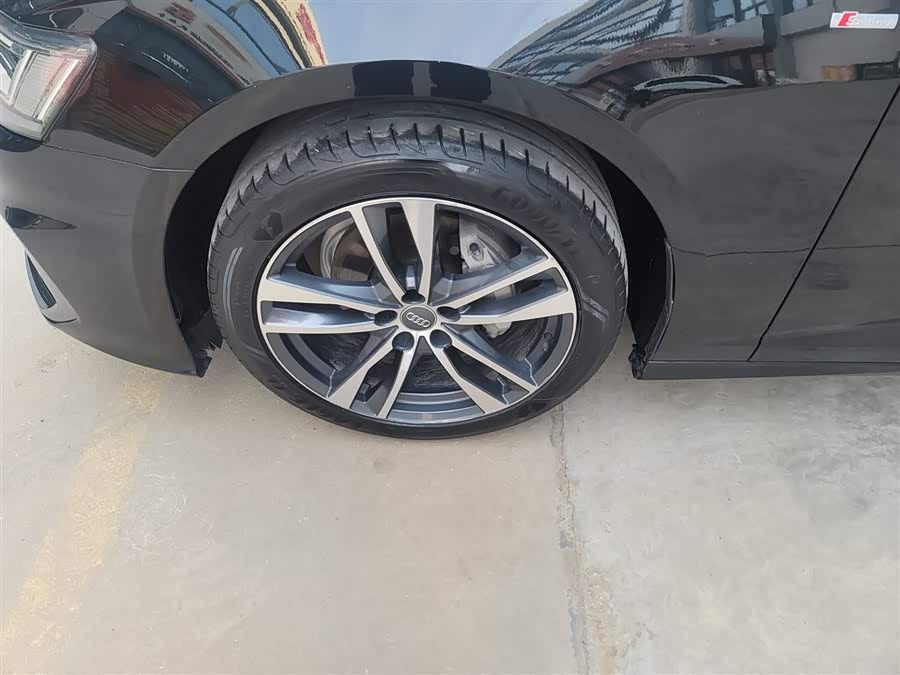 Audi A6L 2020, фото 23