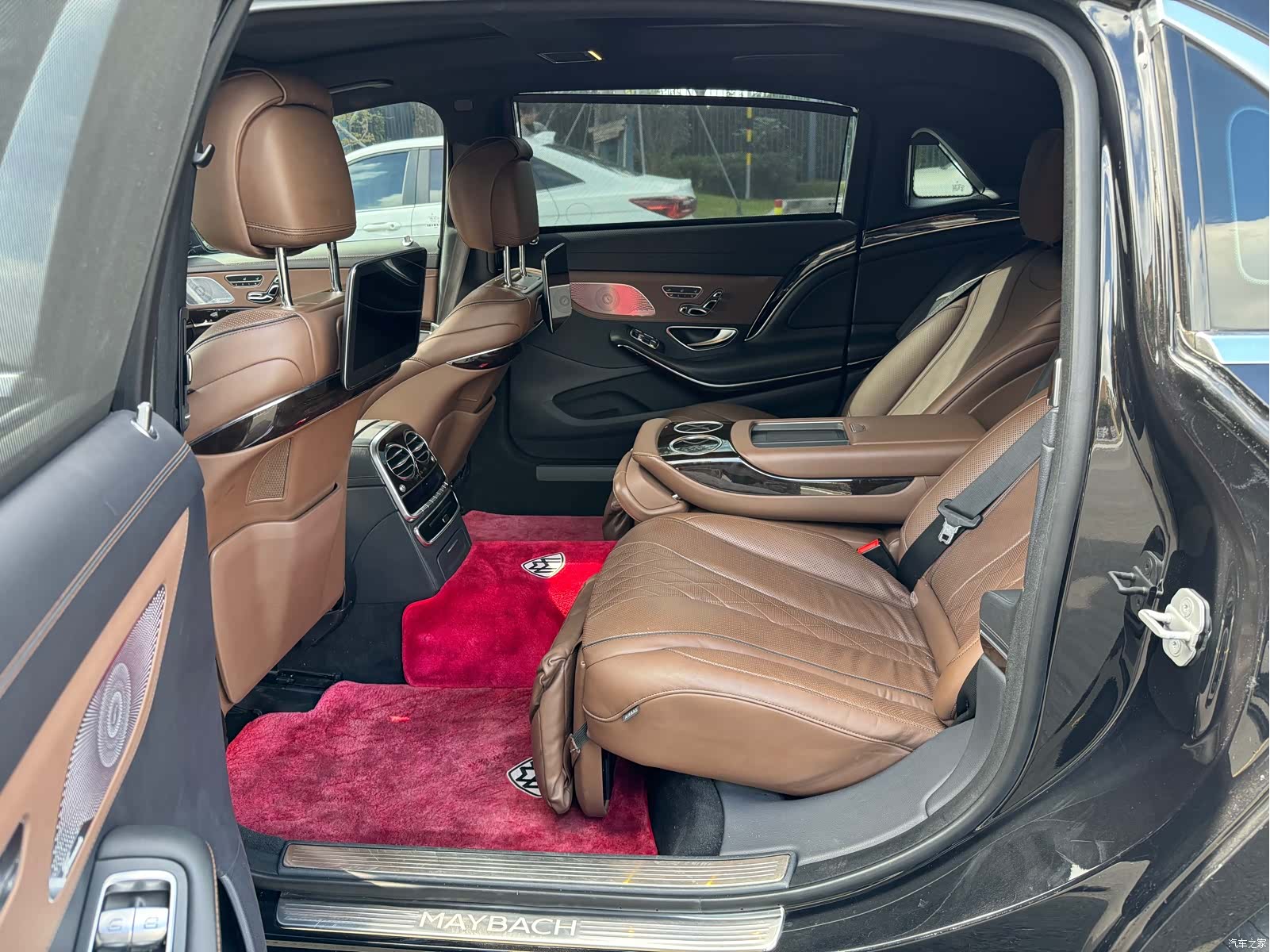 Maybach S-Class, 2018 8