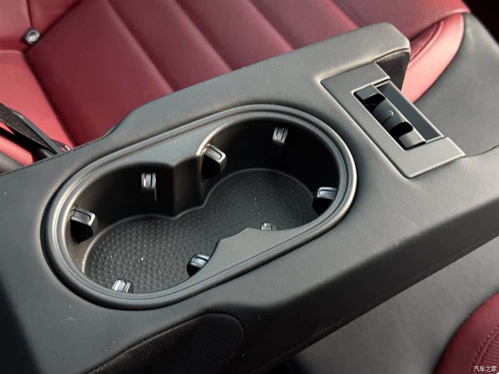 Porsche Panamera, 2024 27