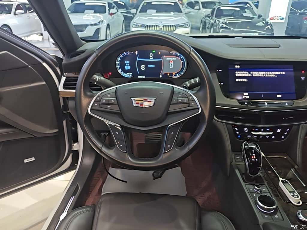 Cadillac CT6, 2023 11