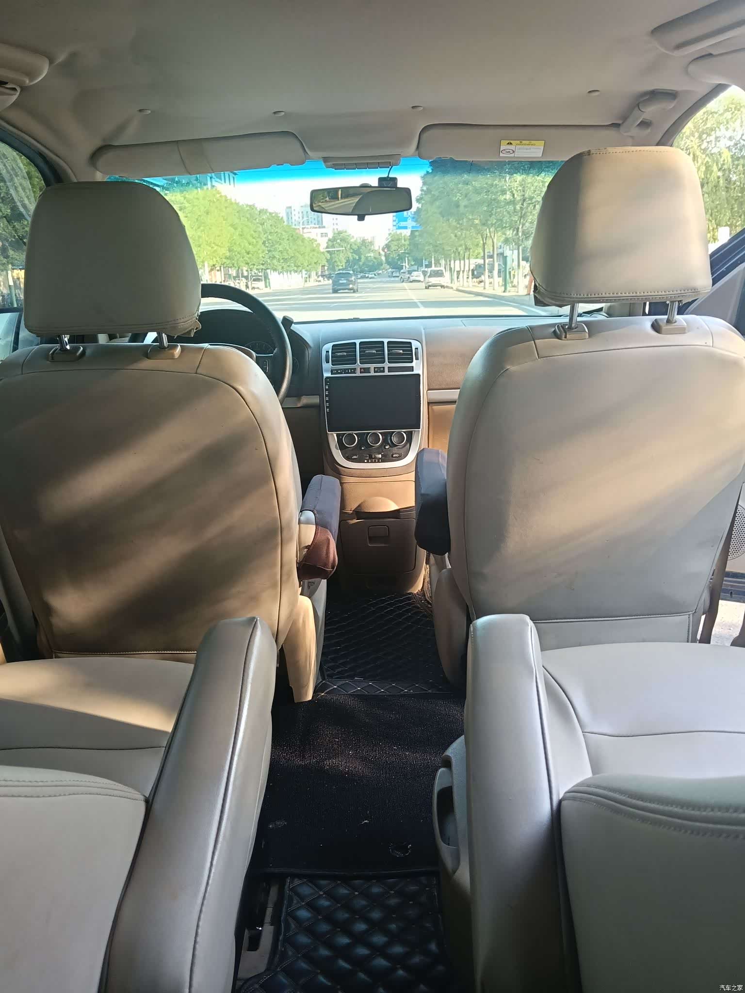 Buick GL8, 2015 11