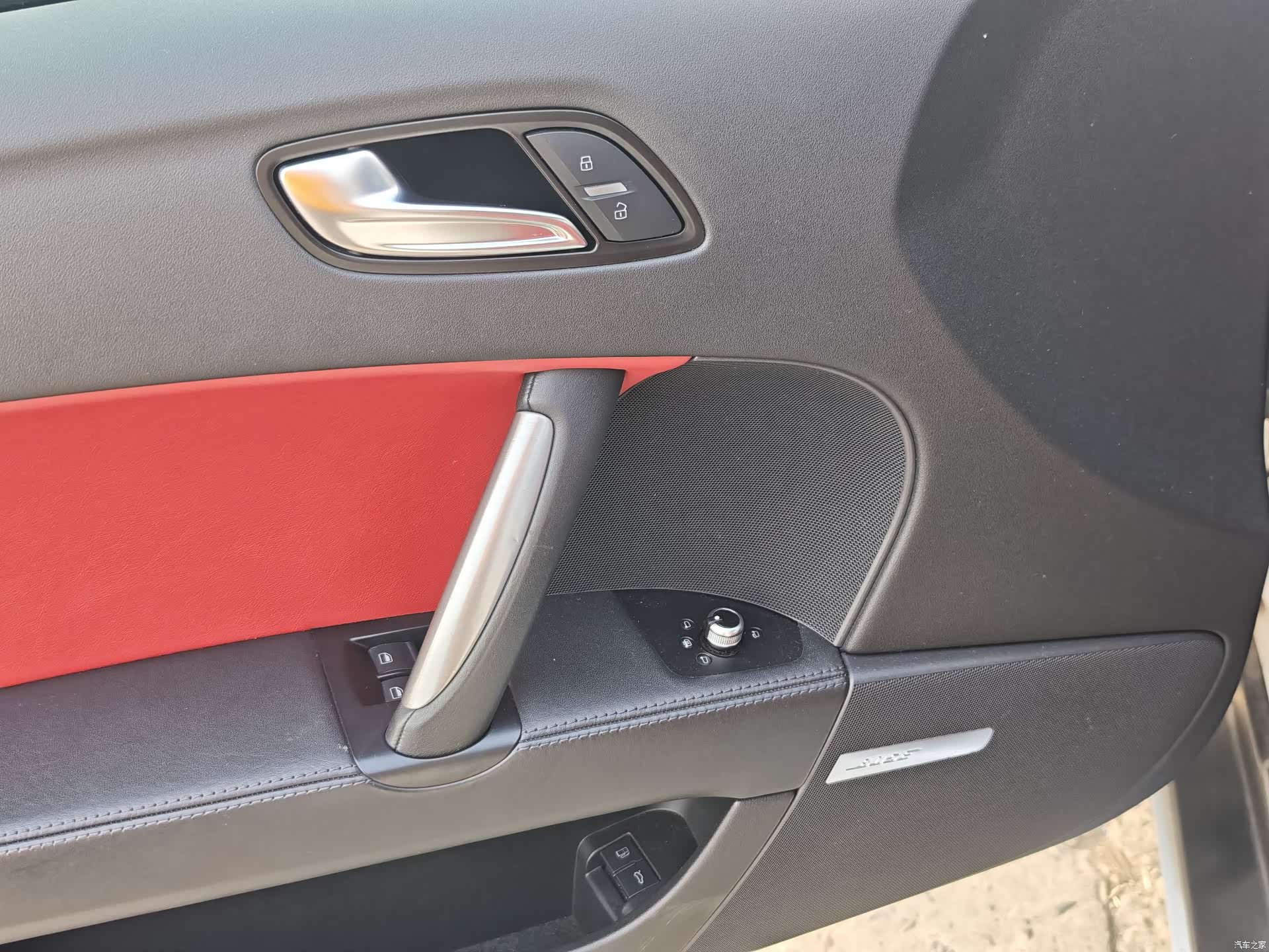 Audi TT, 2011 14