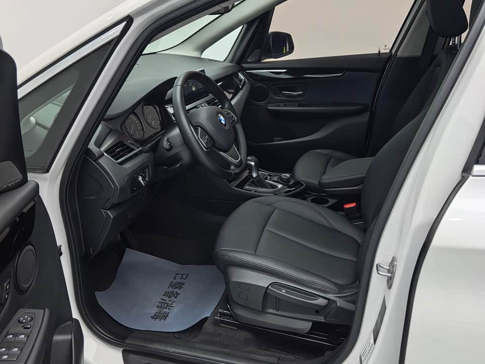 BMW 2 series station wagon