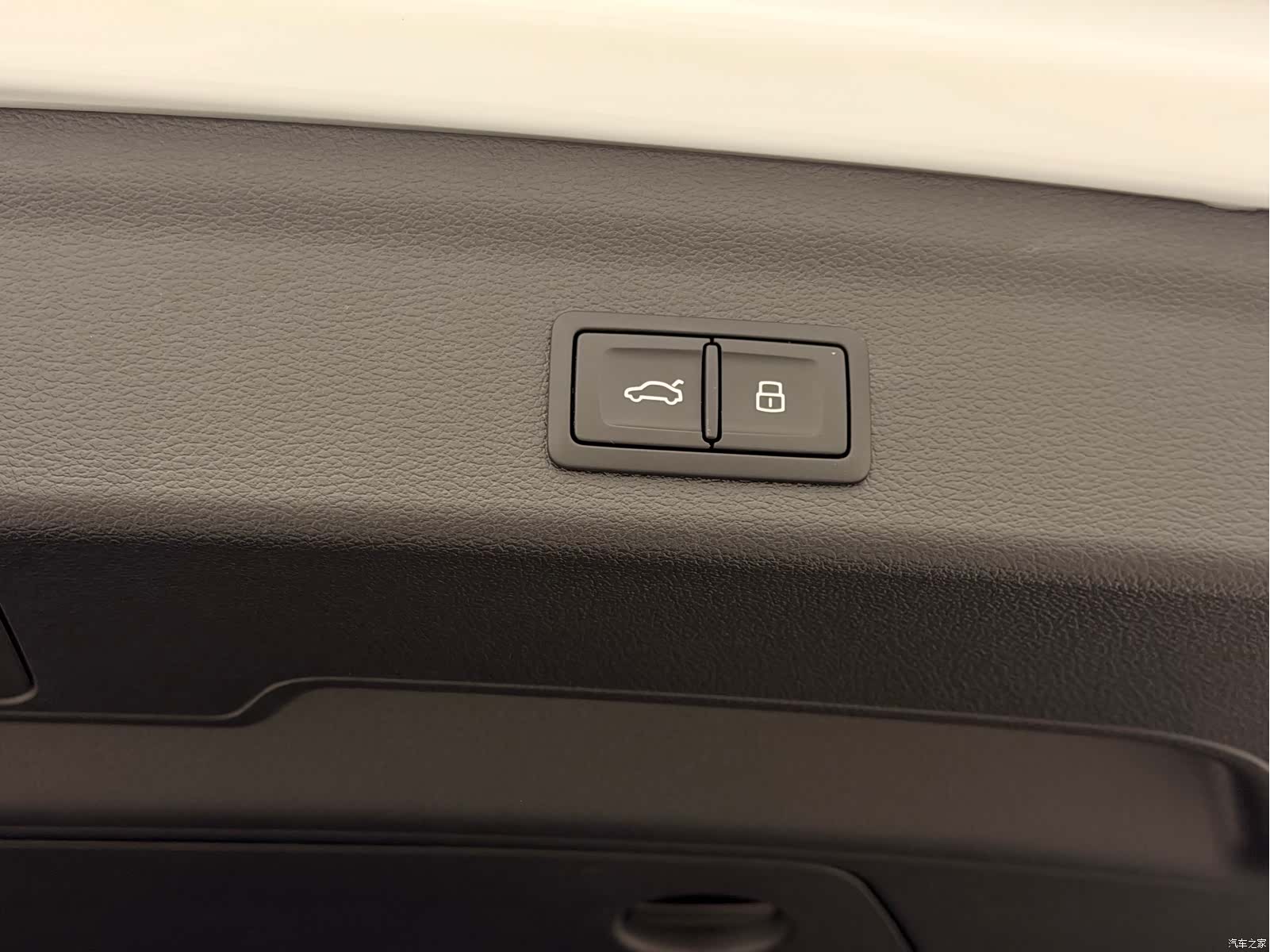 Audi Q3, 2023 12