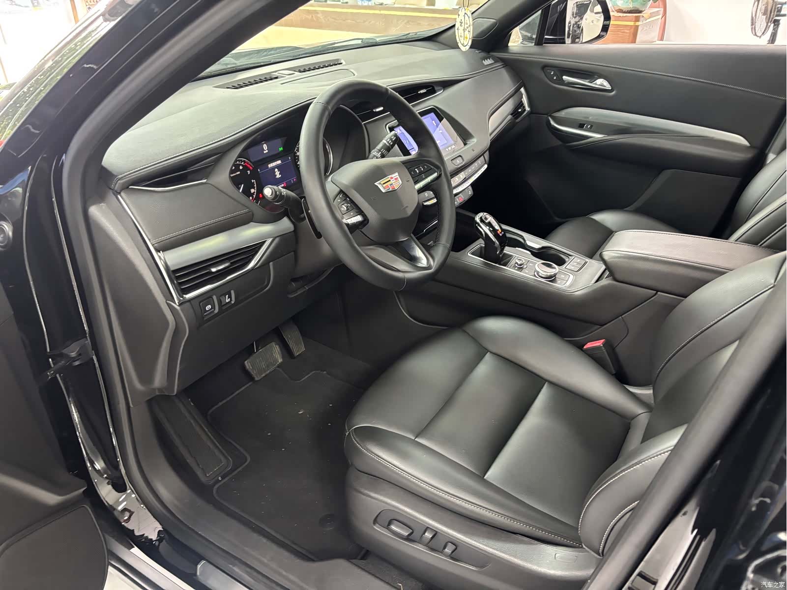 Cadillac XT4, 2021 8
