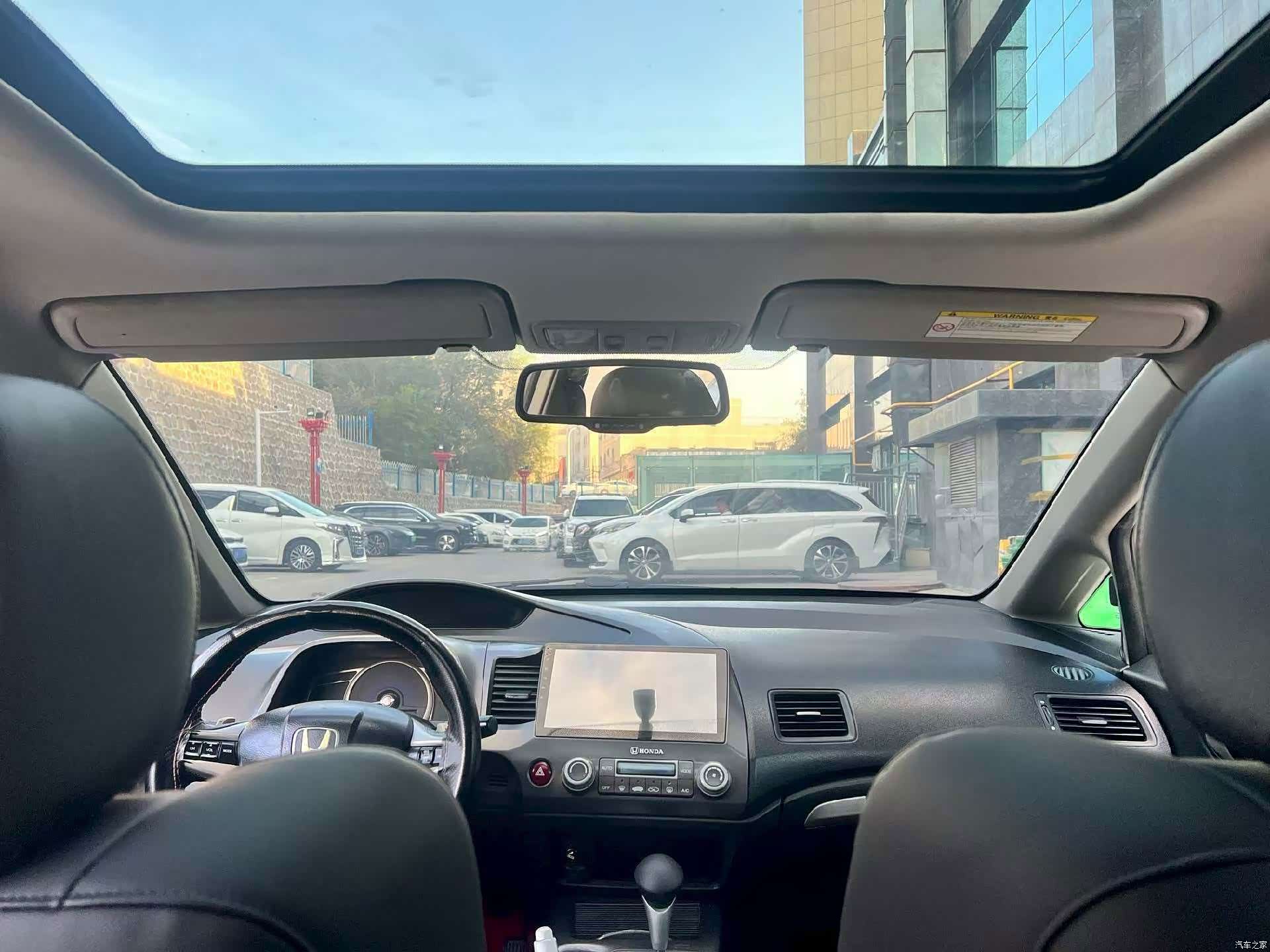 Honda Civic, 2010 все фото