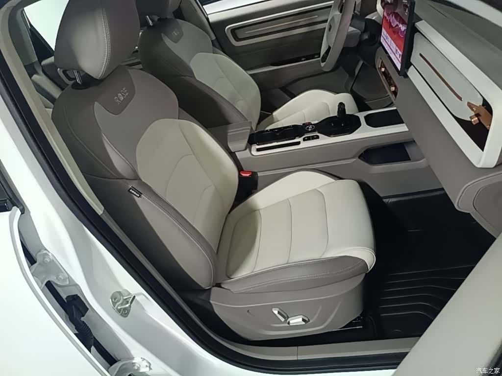 Geely Icon, 2025 20