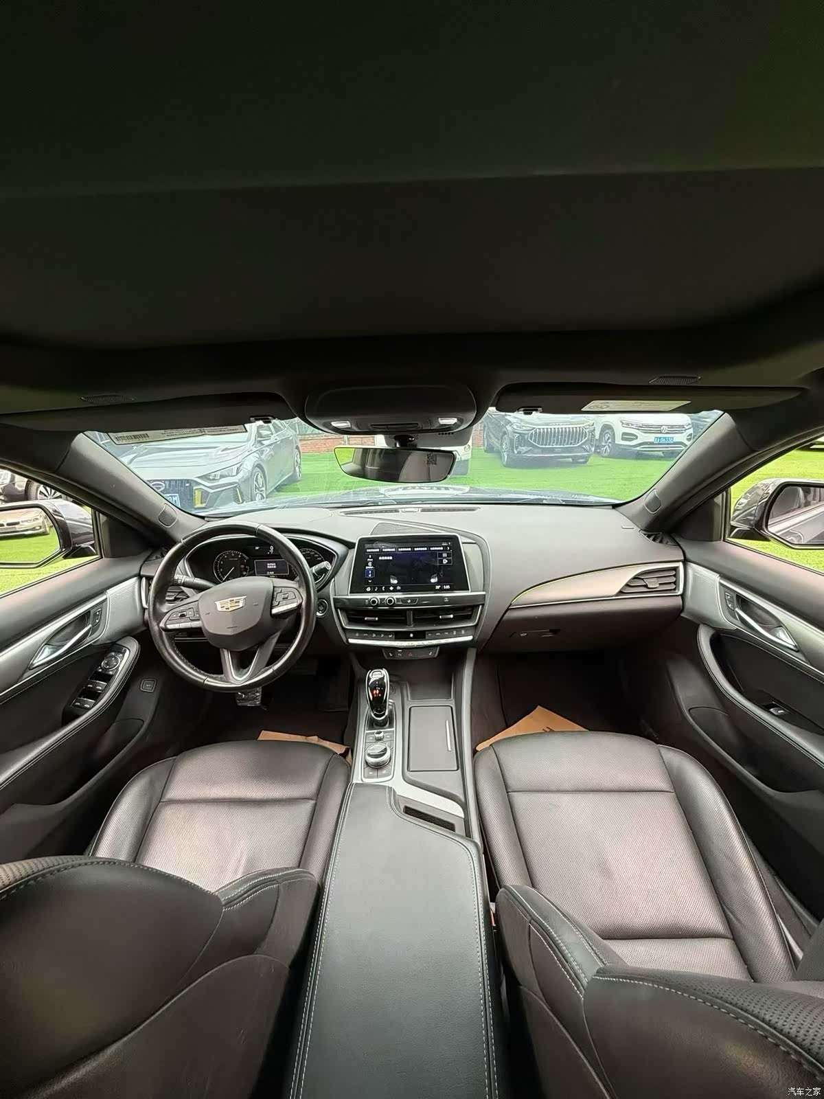 Cadillac CT5, 2021 все фото