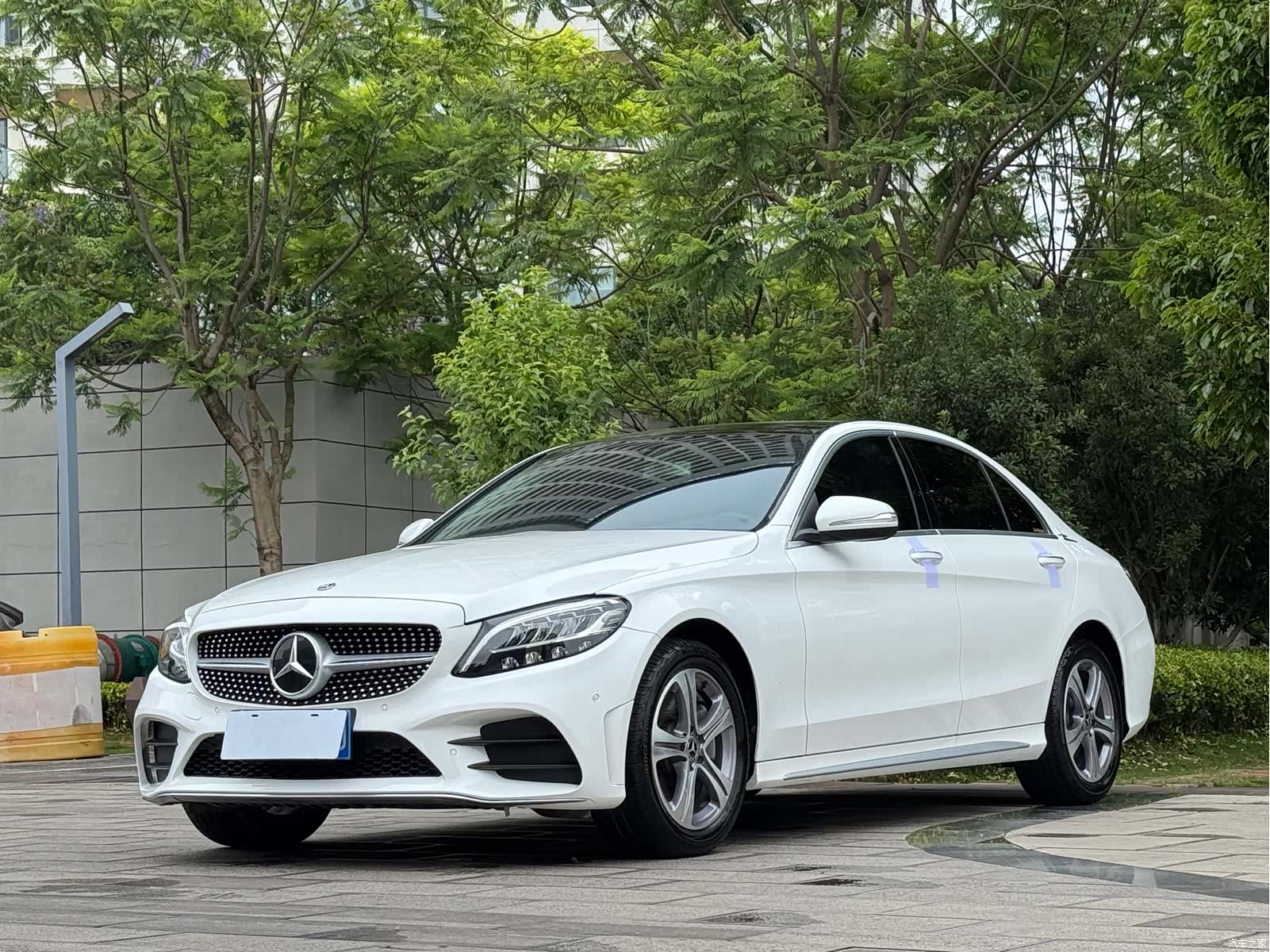 Mercedes-Benz C-Class, 2020 1