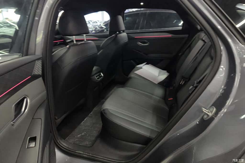 BYD Qin, 2025 11