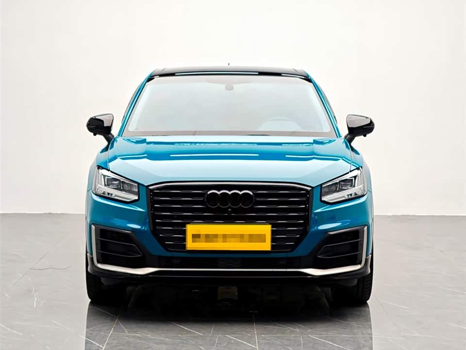 Audi Q2L