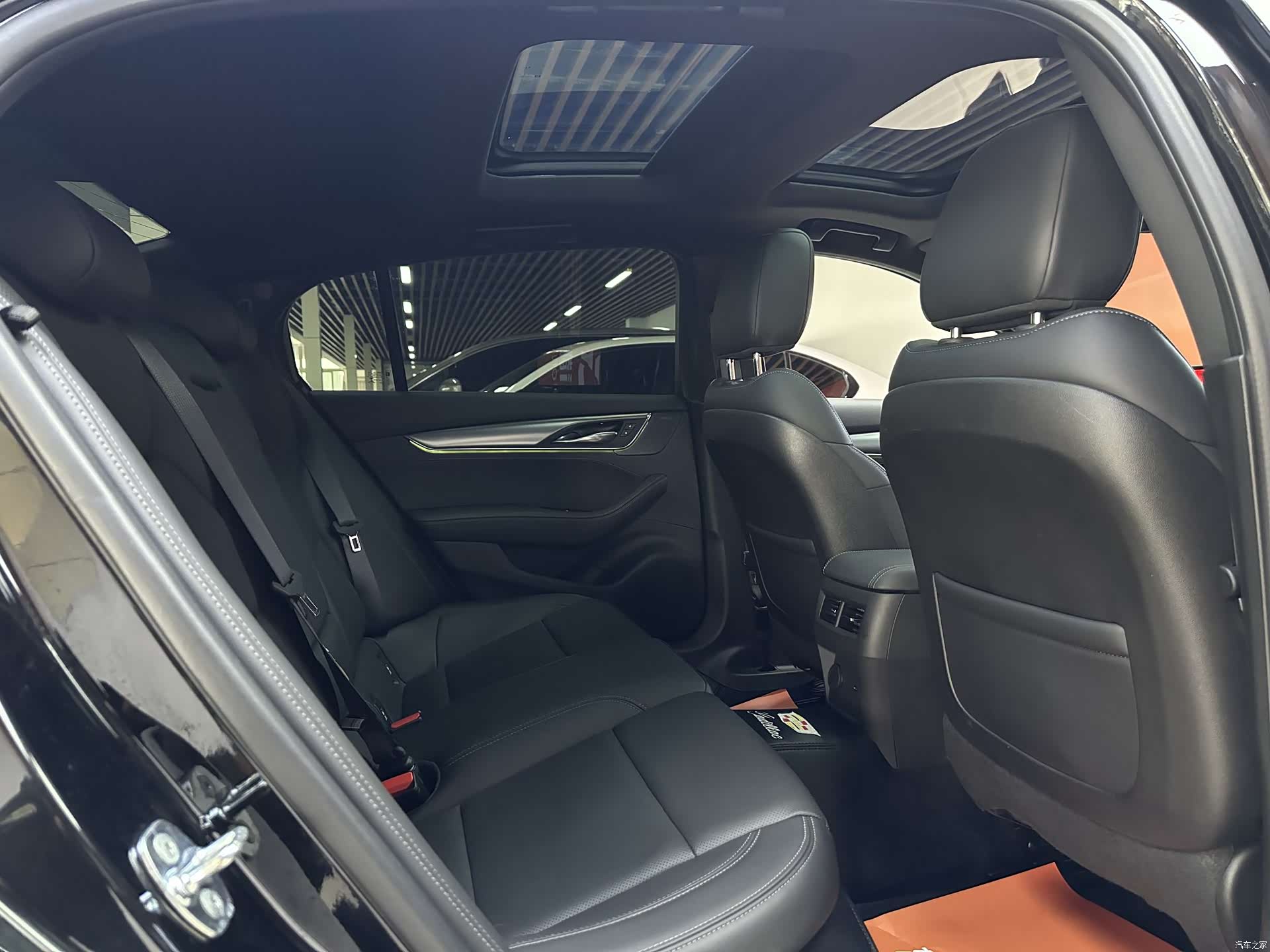 Cadillac CT5, 2025 18