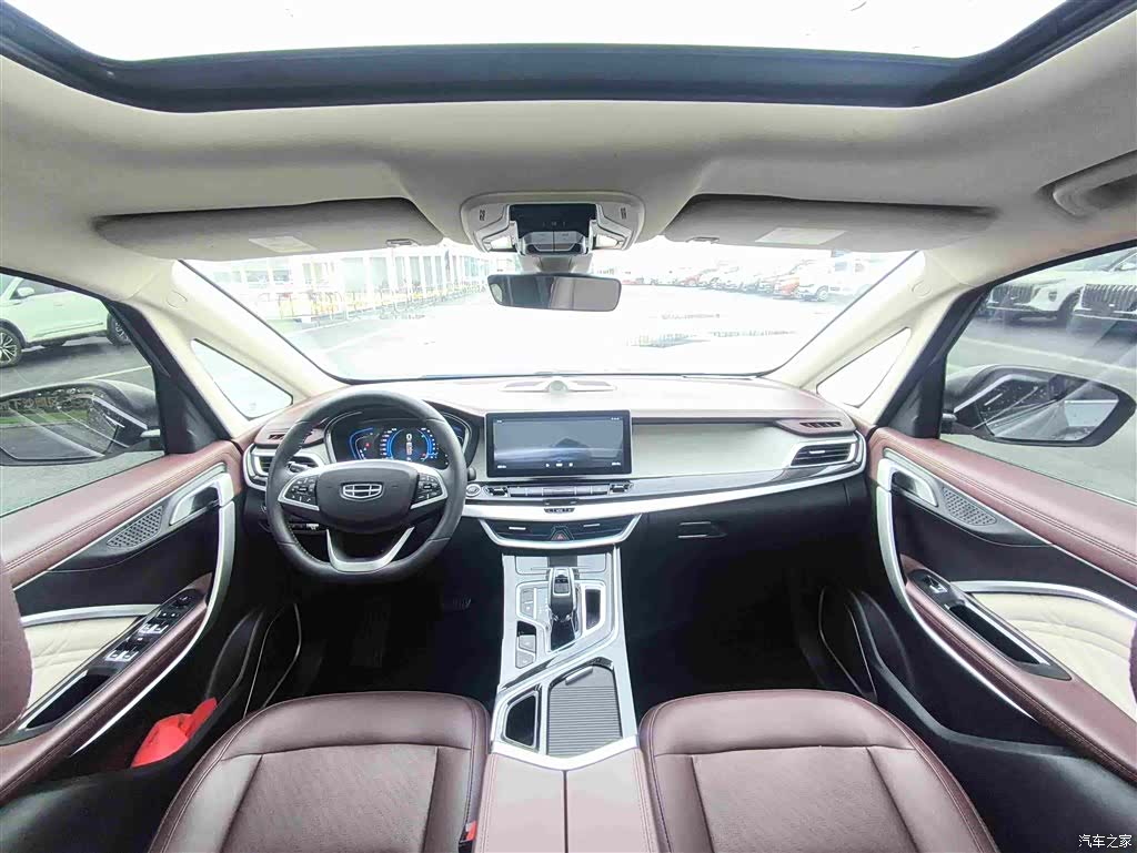 Geely Jiaji, 2021 14