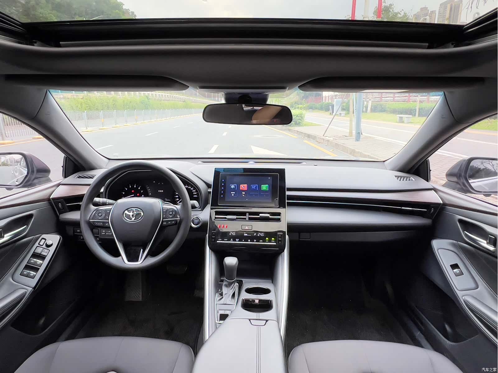 Toyota Avalon, 2023 10