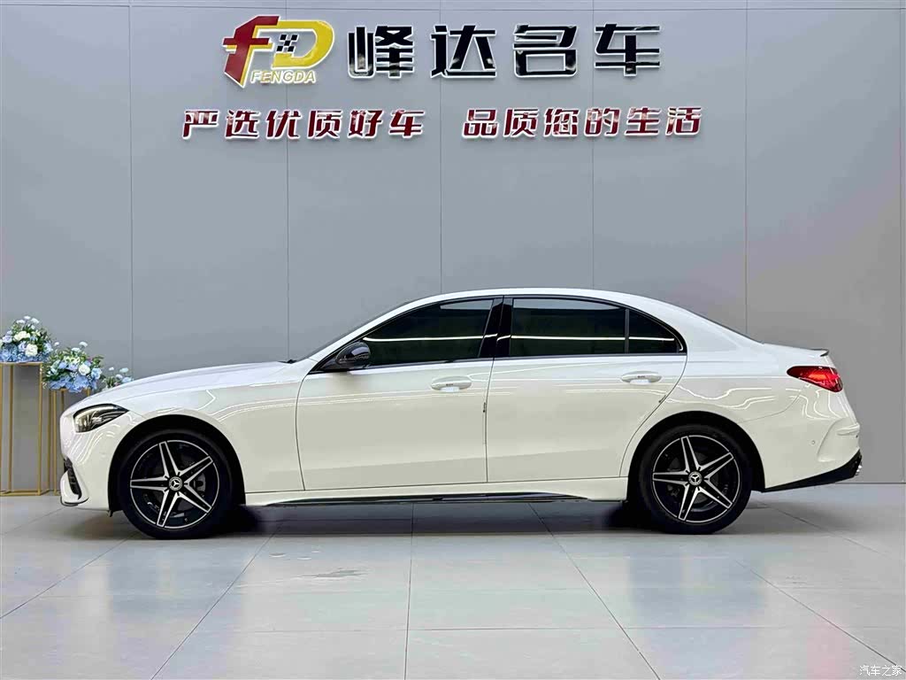 Mercedes-Benz C-Class, 2024 2