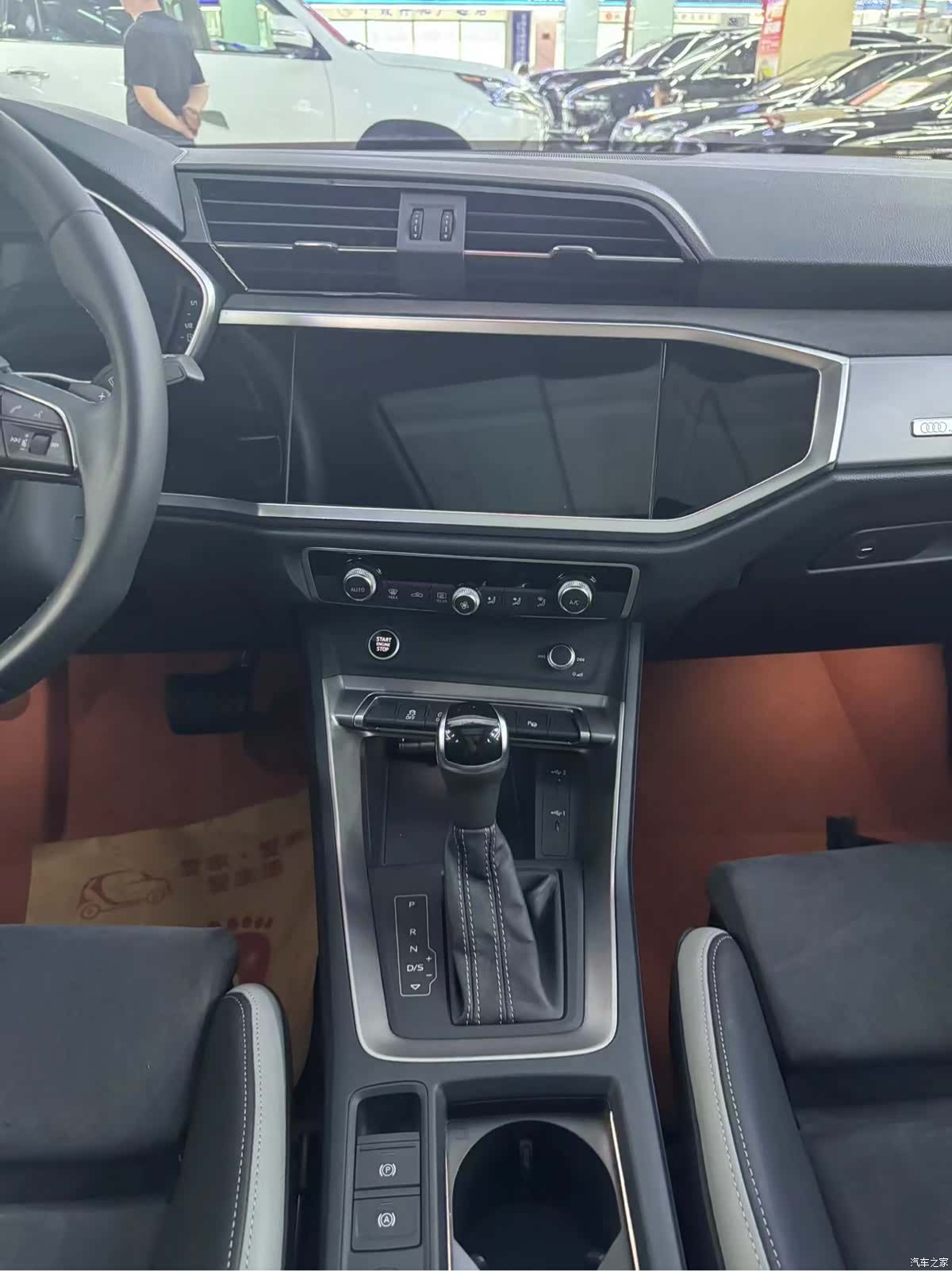 Audi Q3, 2022 9