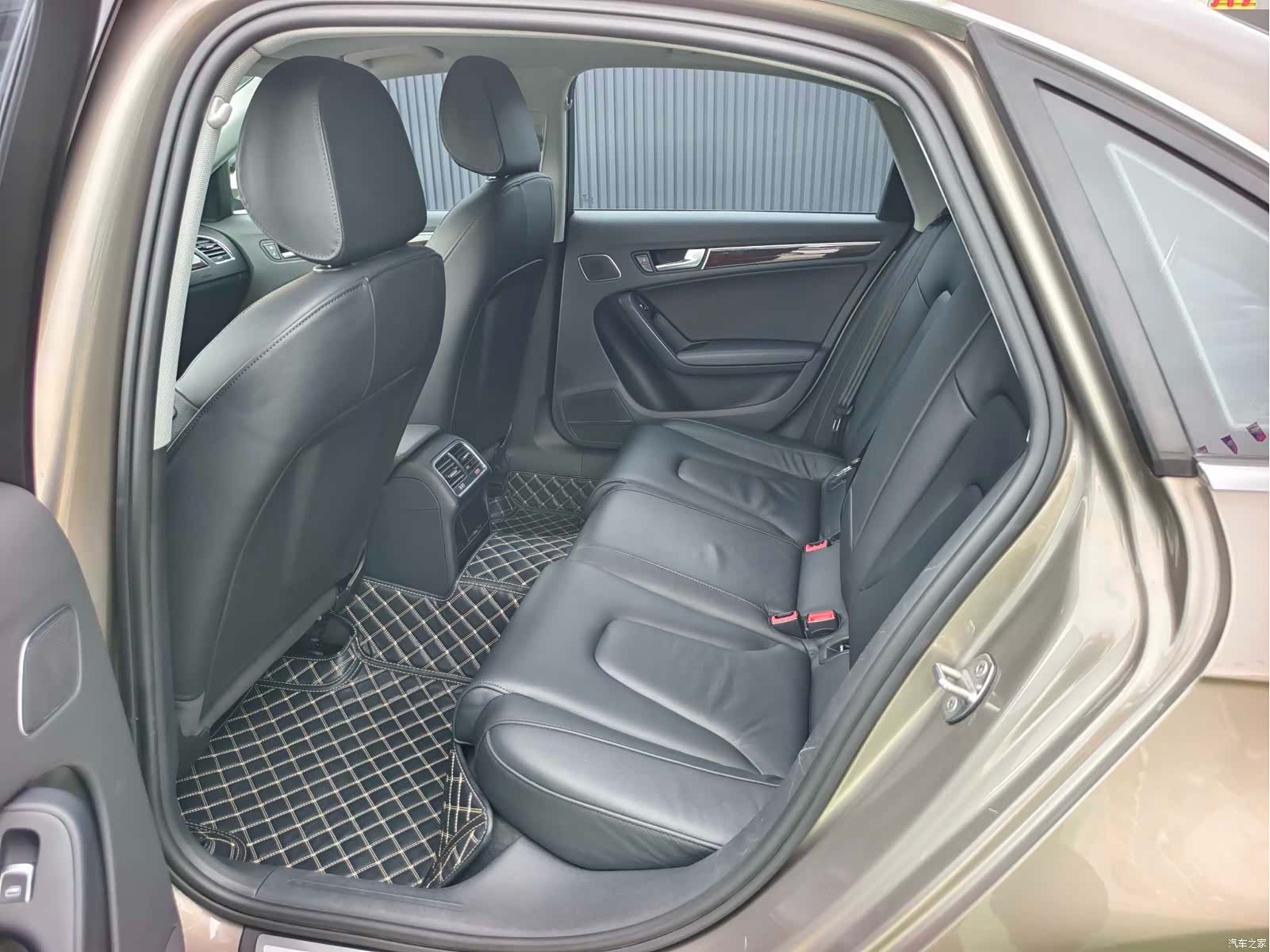 Audi A4L, 2014 11