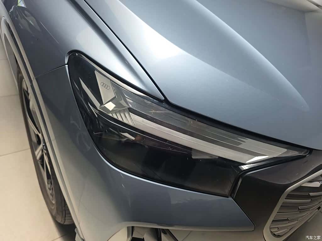 Audi Q4 e-tron, 2023 13