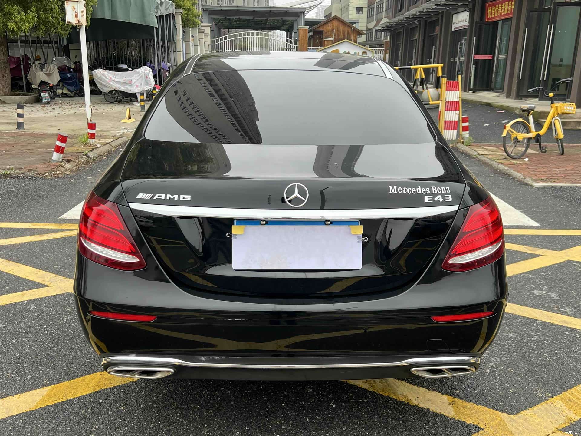 Mercedes-Benz E-Class, 2019 10