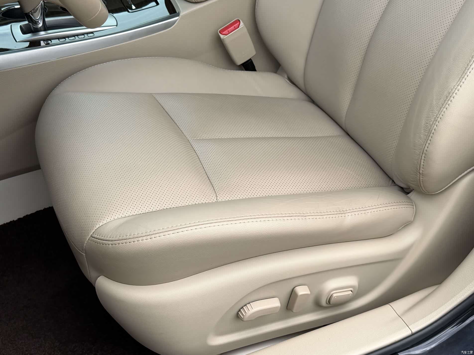 Nissan Teana, 2013 9