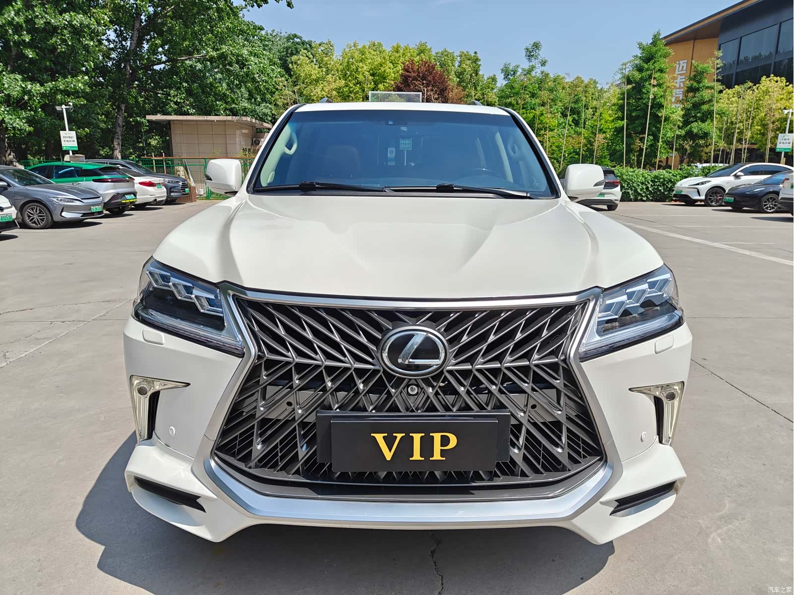Lexus LX, 2016 3