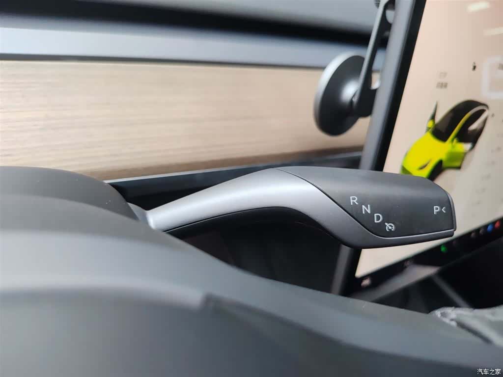 Tesla Model Y, 2022 12