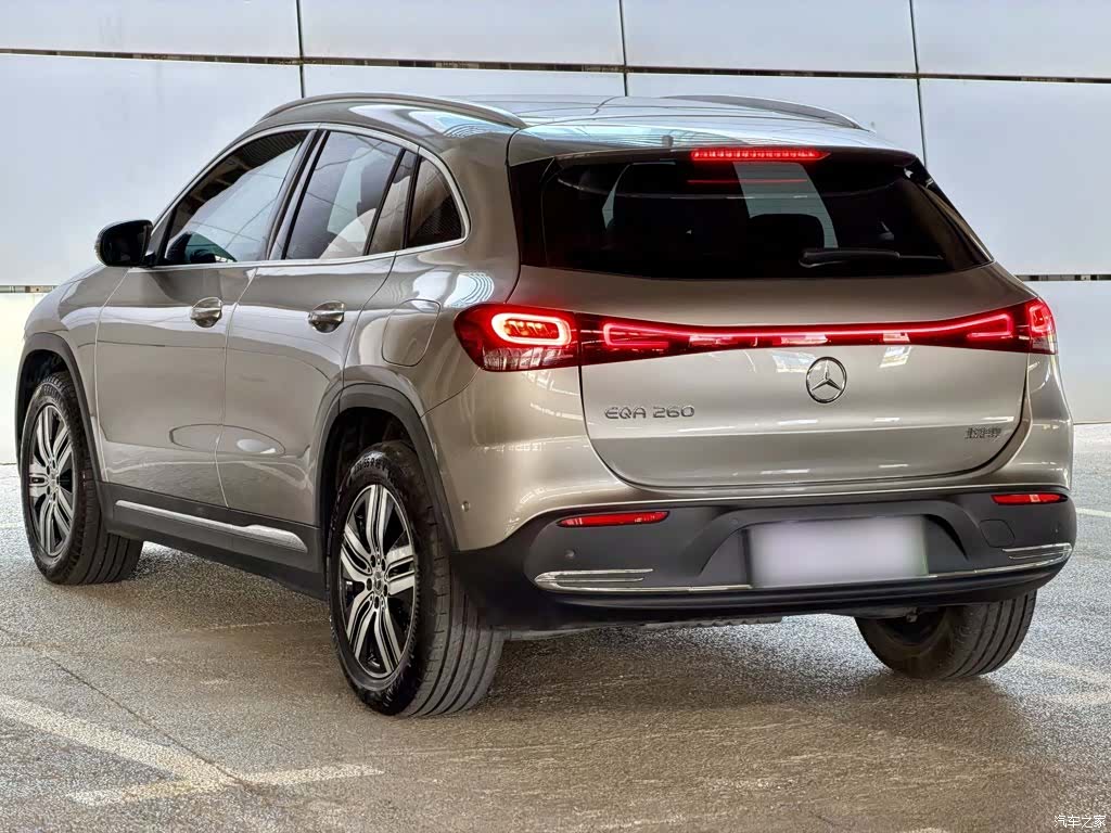 Mercedes-Benz EQA, 2023 10