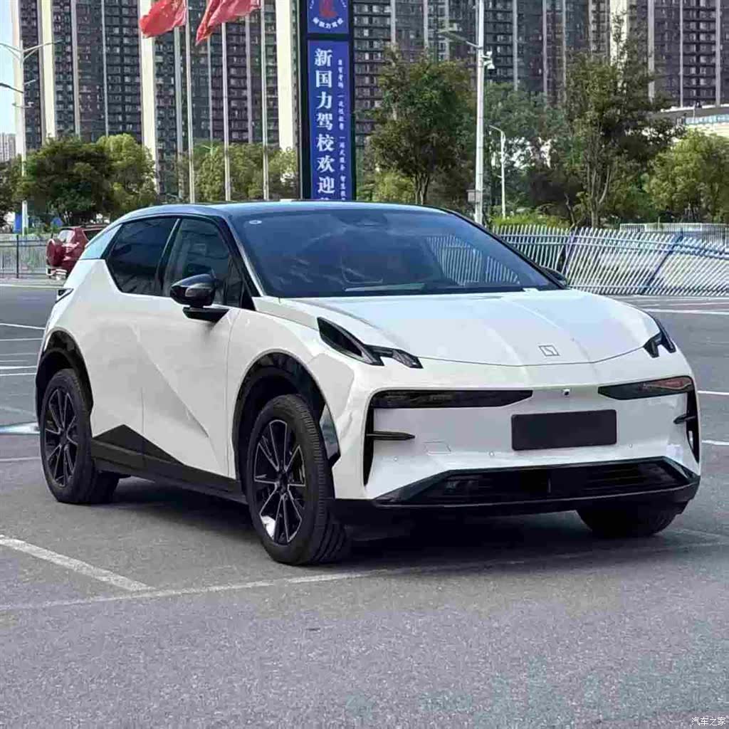 Zeekr X, 2024 3