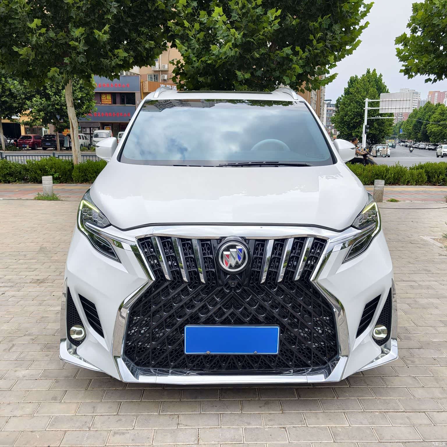 Buick GL8, 2021 2