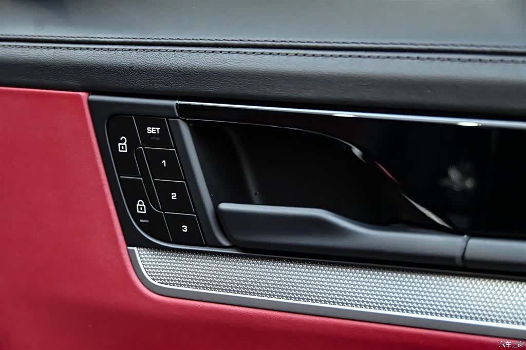 Porsche Cayenne, 2024 26