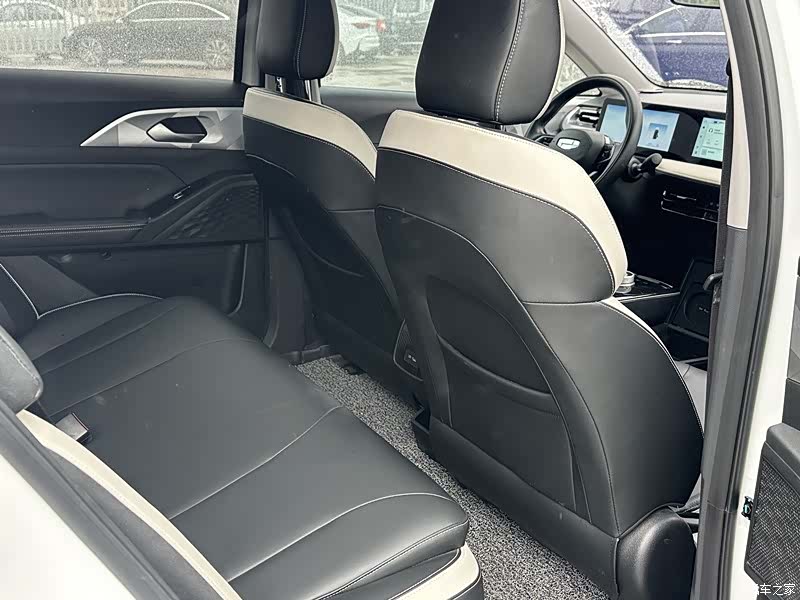 Geely E, 2022 18