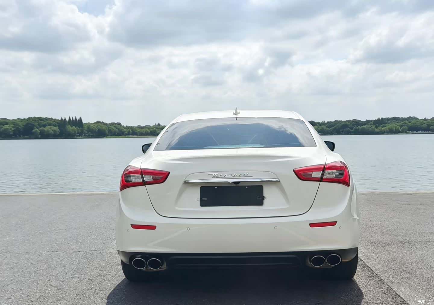 Maserati Ghibli, 2016 8