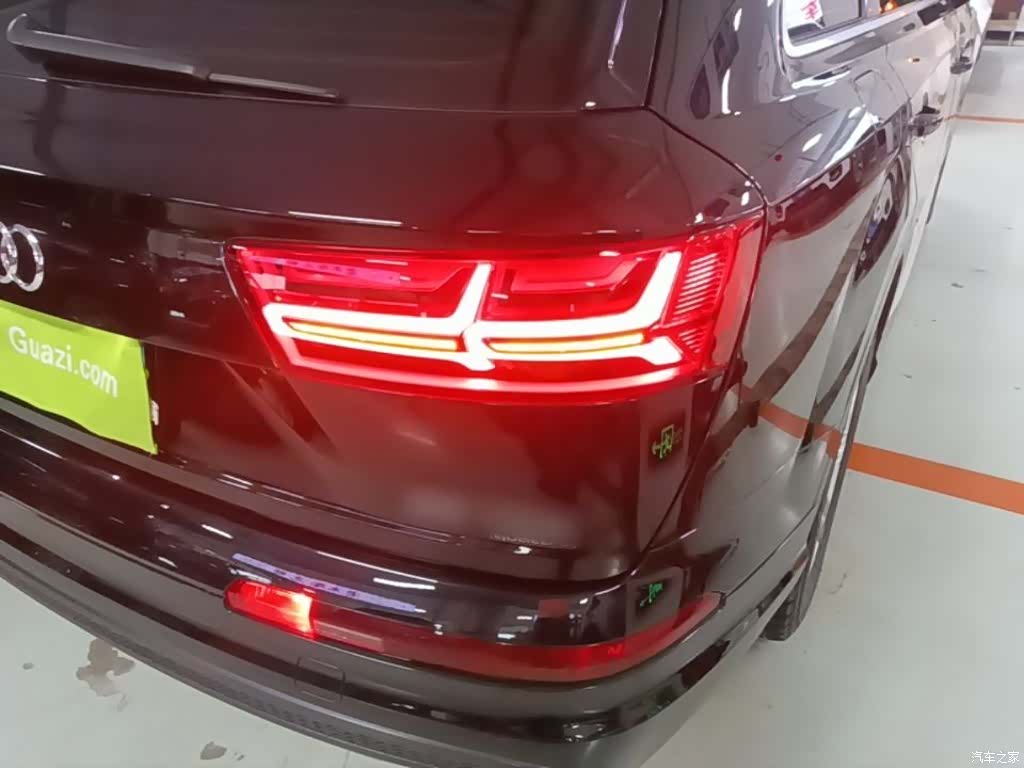 Audi Q7, 2019 8