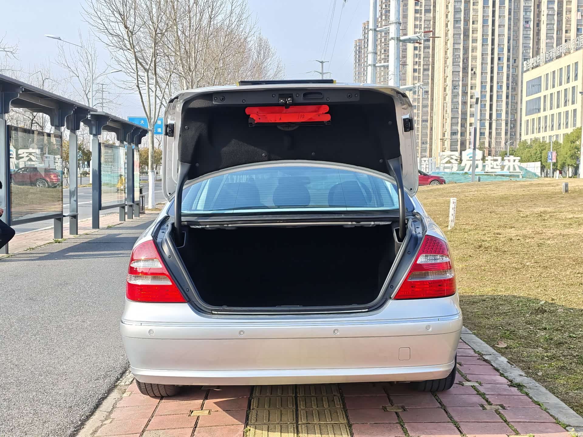 Mercedes-Benz E-Class, 2006 20