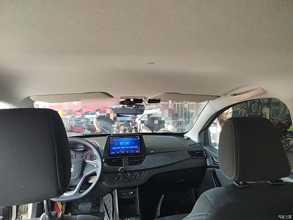 Wuling 310, 2018 18