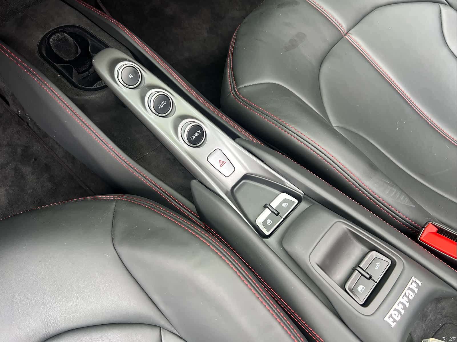 Ferrari F8, 2023 15