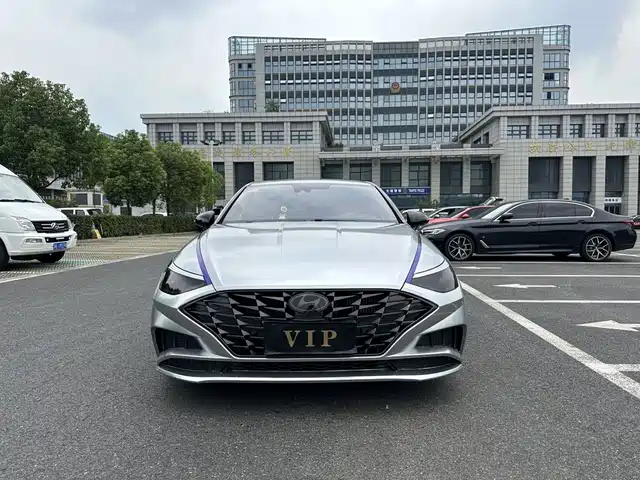 Hyundai Sonata 2023 — купить из Китая под заказ
