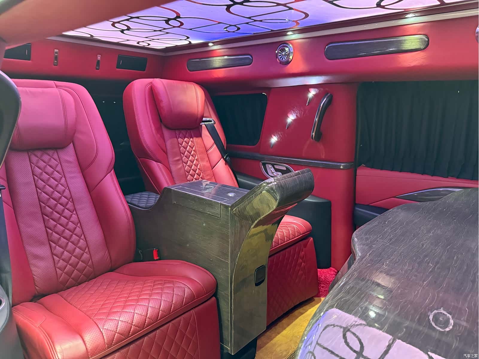 Cadillac Escalade, 2018 23