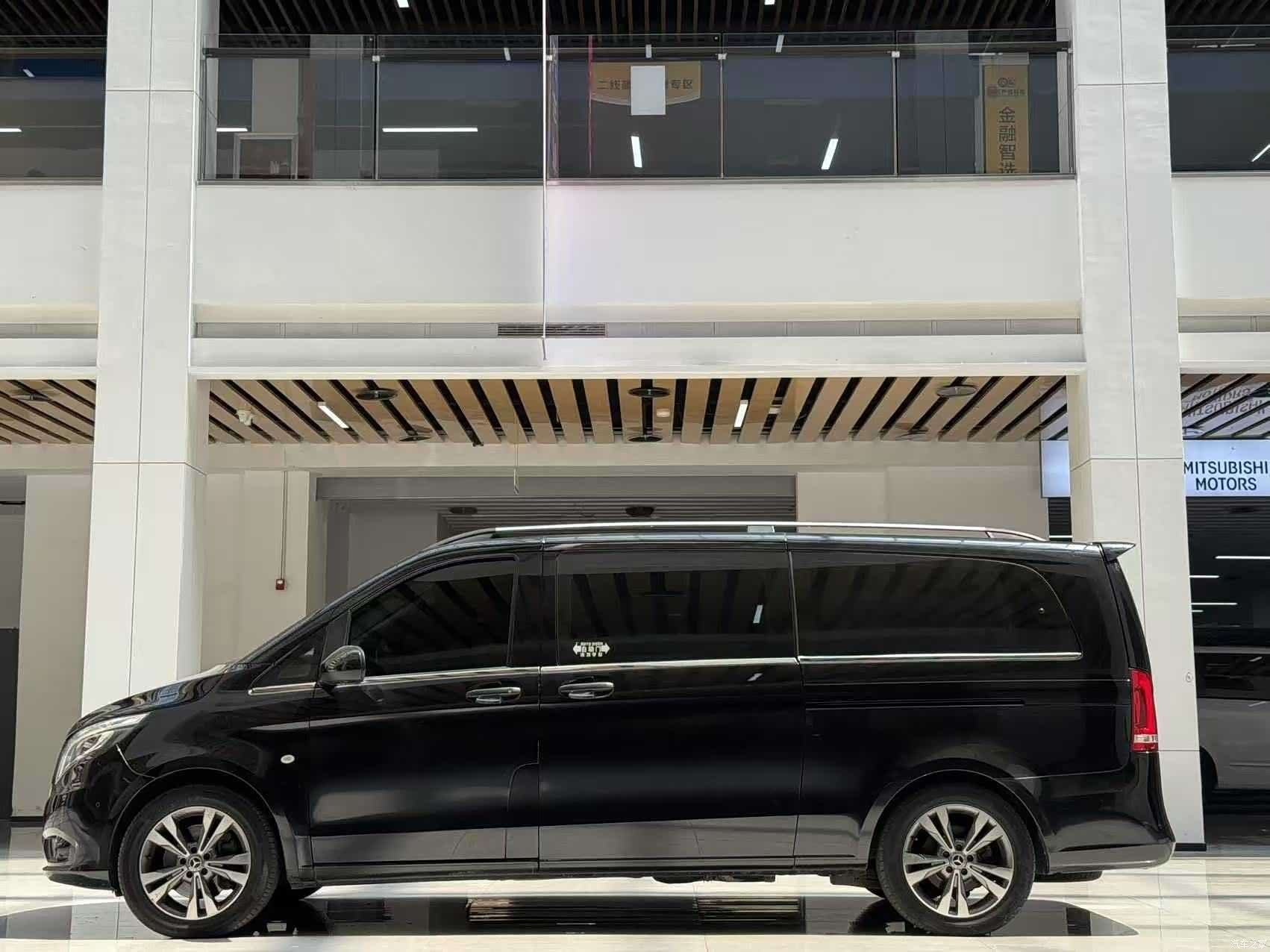 Mercedes-Benz 7, 2019 4