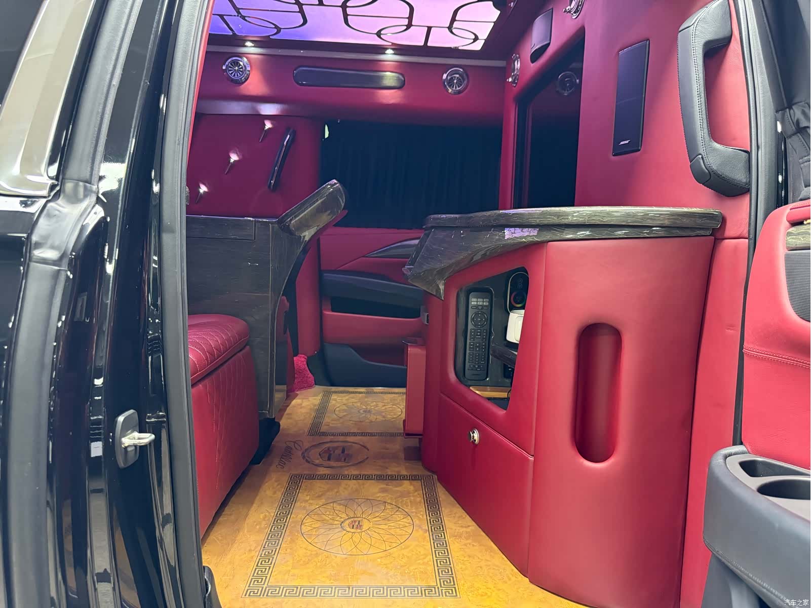 Cadillac Escalade, 2018 21