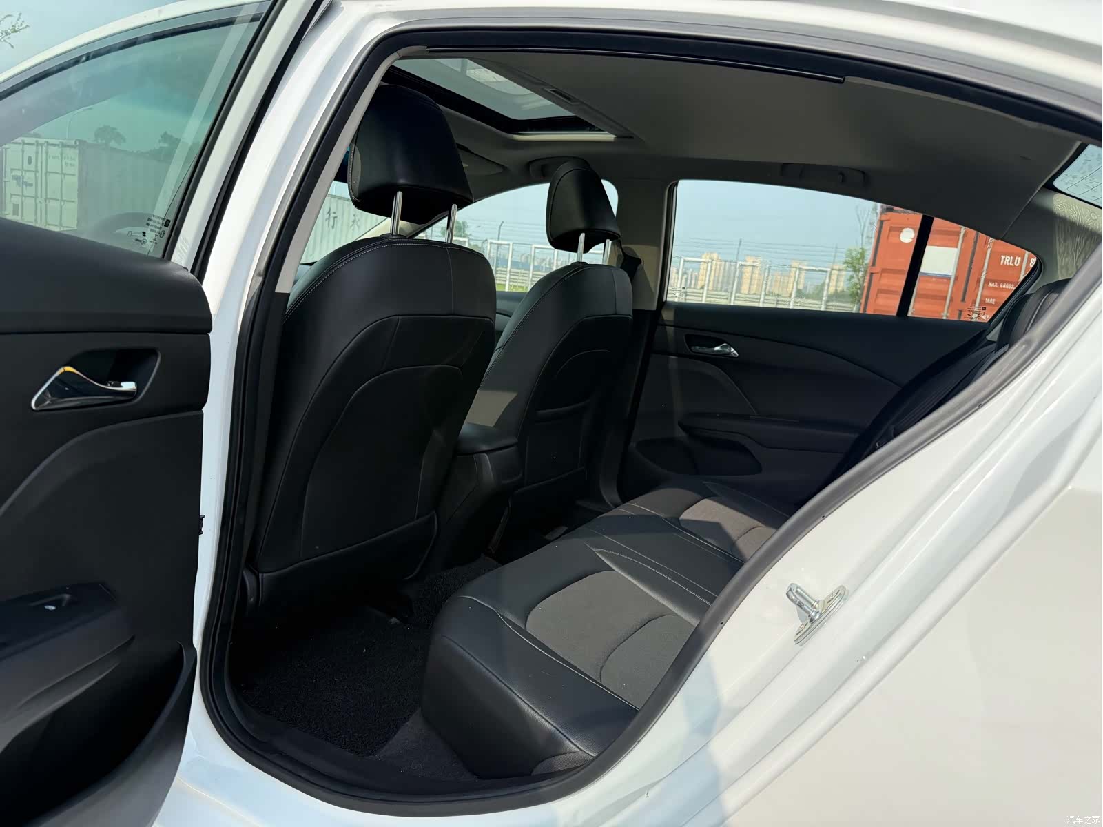 Chevrolet 320, 2018 8