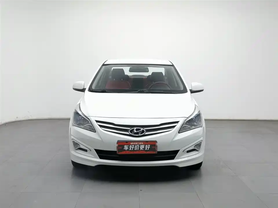 Hyundai Rena