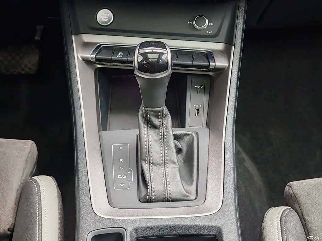 Audi Q3, 2020 13