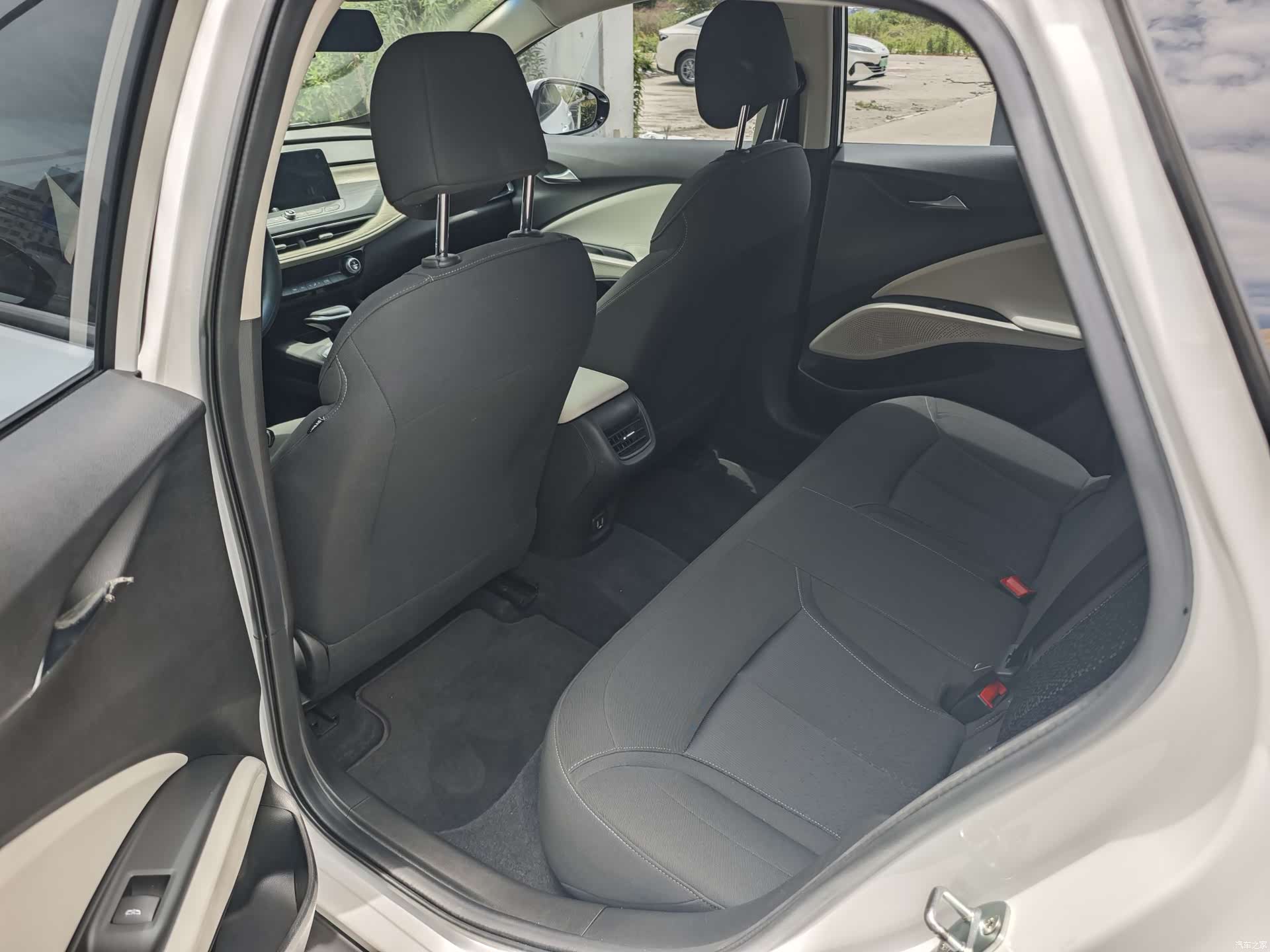 Buick Velite, 2020 13