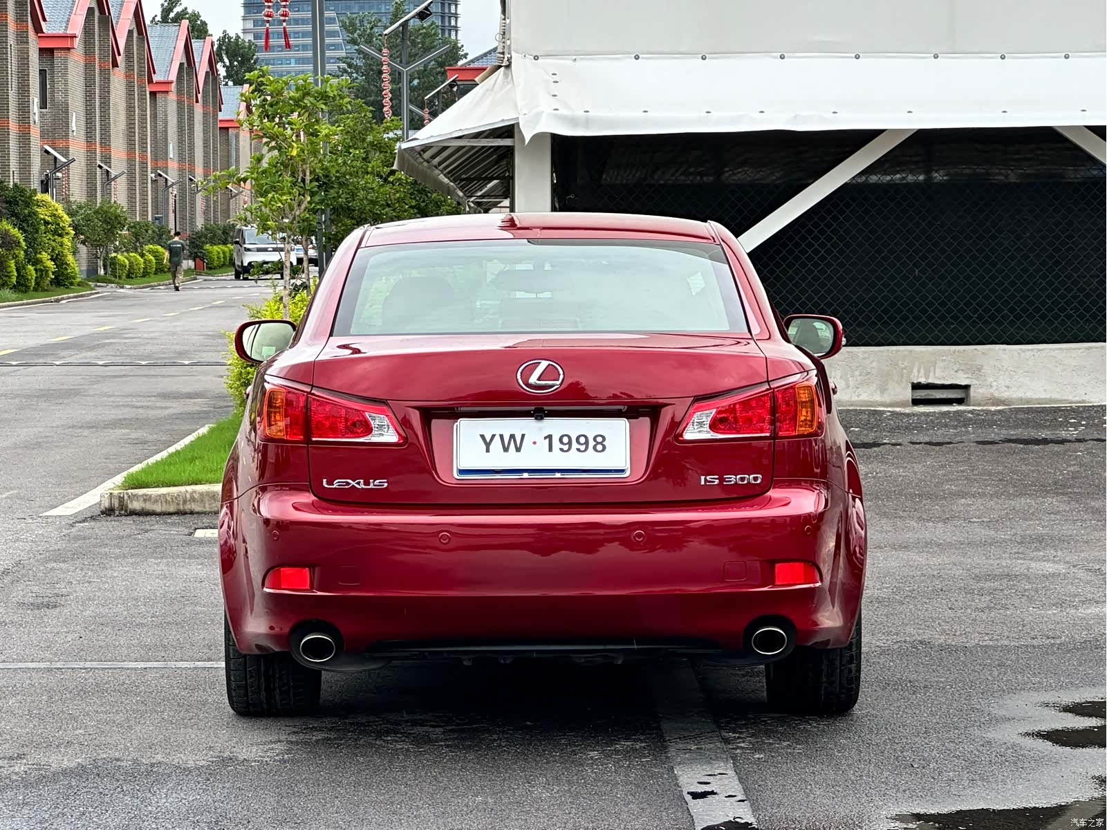 Lexus IS, 2010 10