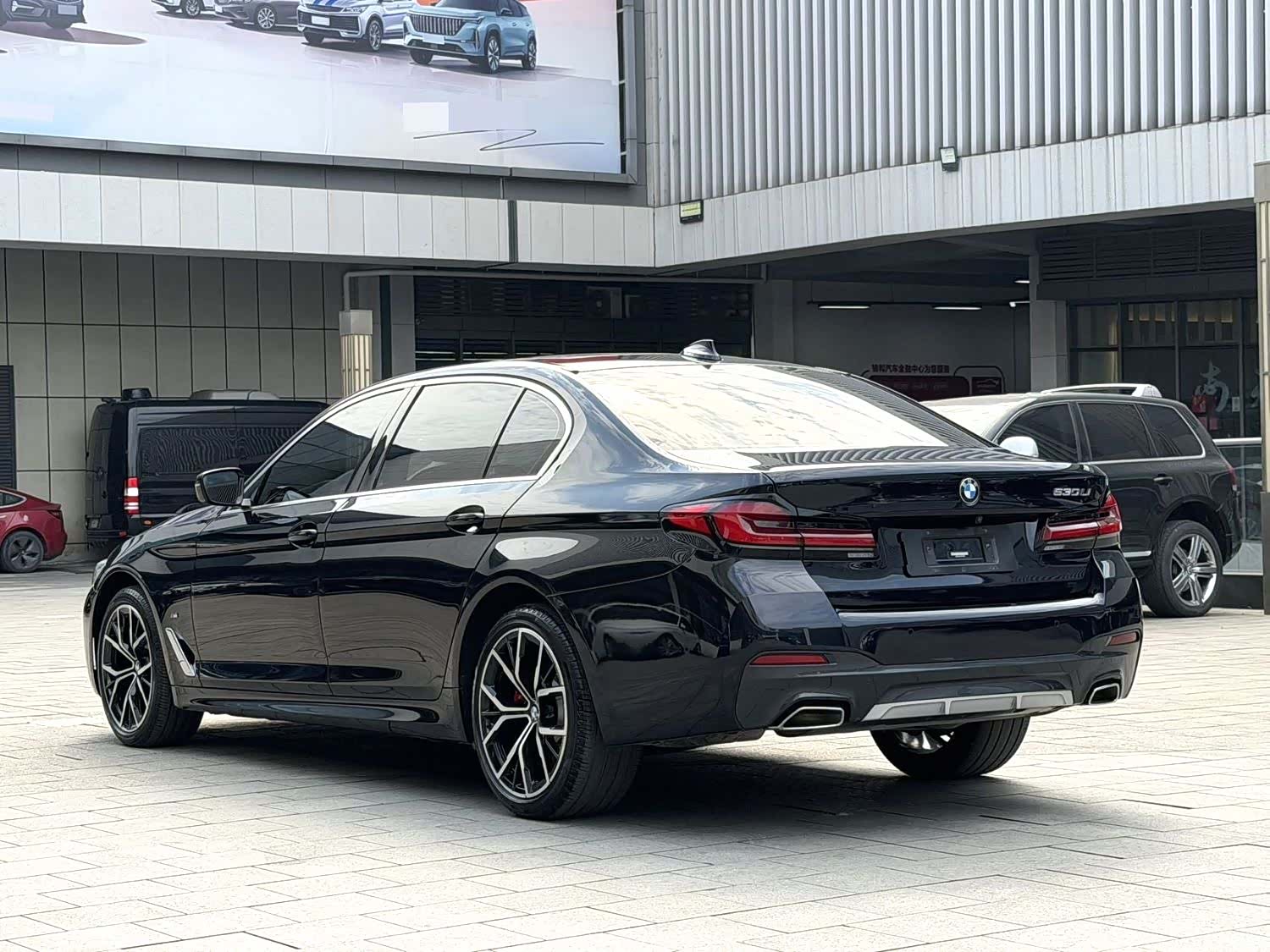 BMW 5 Series, 2023 9