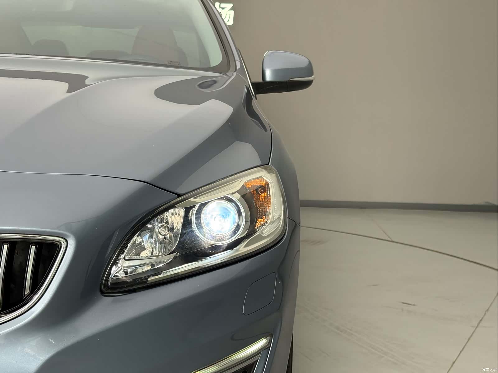 Volvo S60, 2019 4